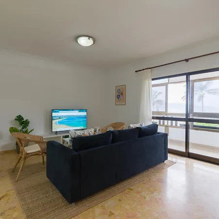 3-bedroom Retreat In Palmas *